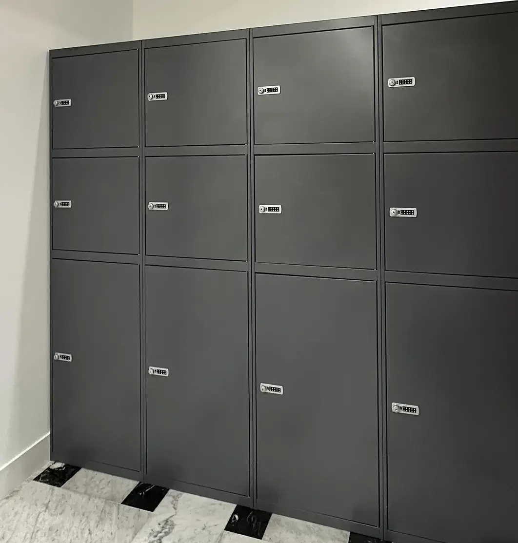 Taquillas de Equipaje Luxury hotel boutique Good Game Corral del Carbon alojamiento vacacional en el centro de Granada q